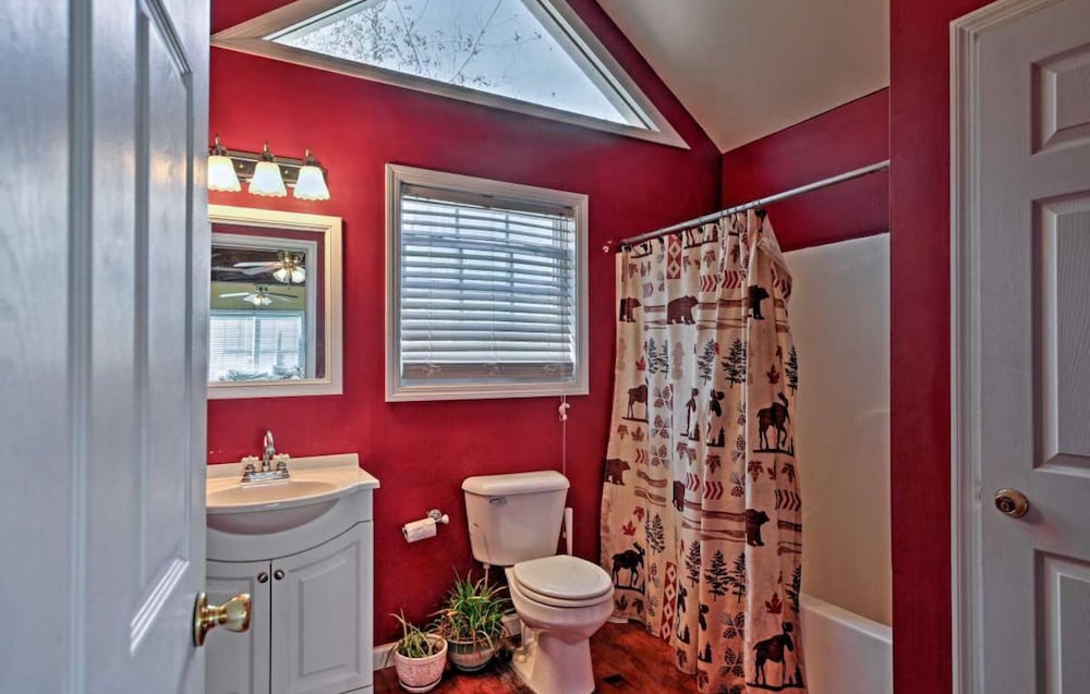 Basic Single Room, 1 Twin Bed, Smoking, Lake View photo 1