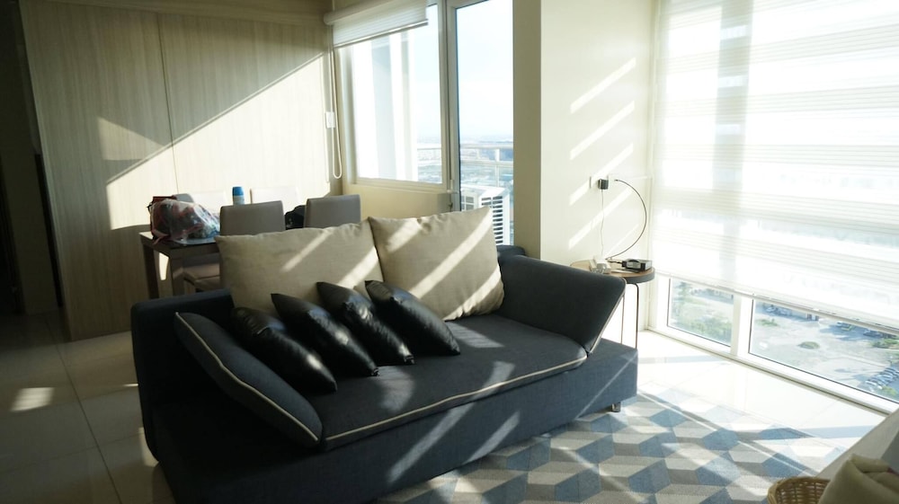Deluxe Condo, 1 Bedroom, Balcony, Bay View photo 2