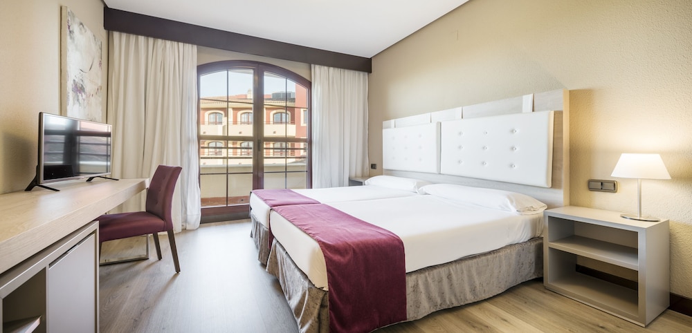 Double Room - Photo 2