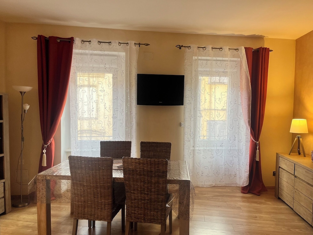 Apartment photo 3