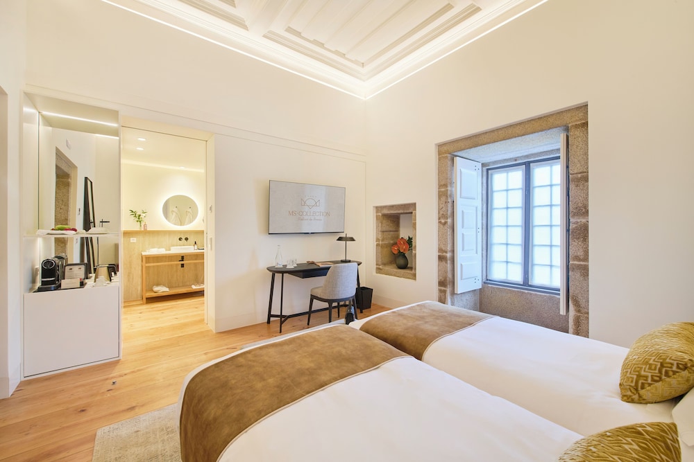 Classic Double or Twin Room, Courtyard View