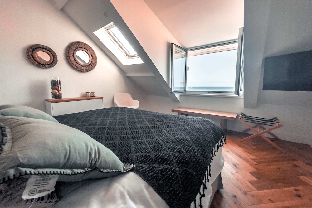 Deluxe Apartment, Sea View (Au dessus des vagues)