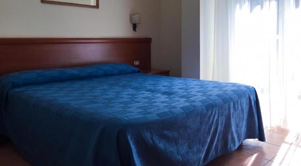 Classic Double Room photo 3