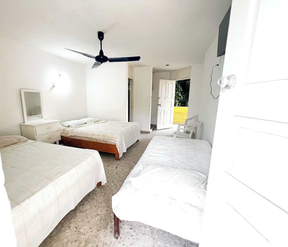 Basic Quadruple Room, Balcony, Pool View