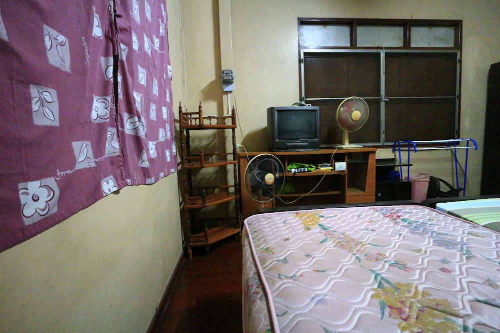 Standard Double Room with Fan photo 3