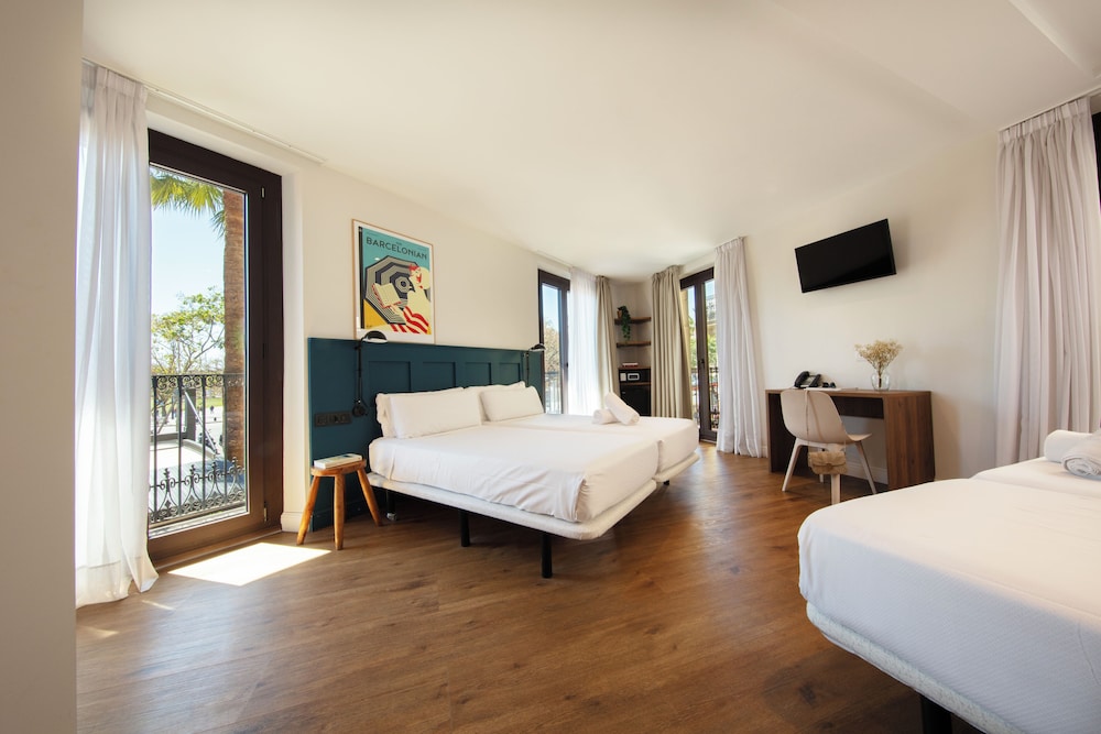 Family Room, Harbor View