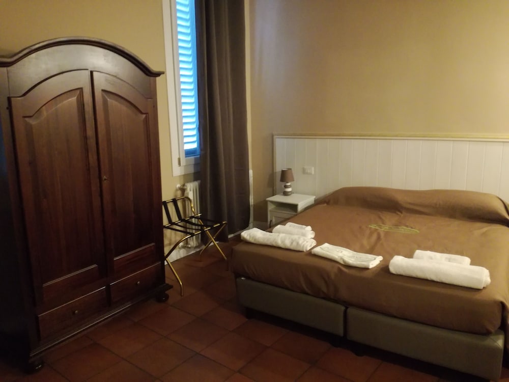 Deluxe Room, Private Bathroom