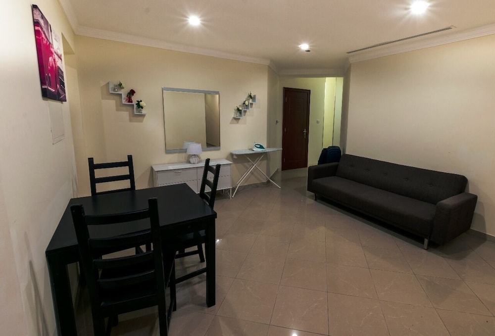 Comfort Single Room, Women only, Sea View, Tower photo 3
