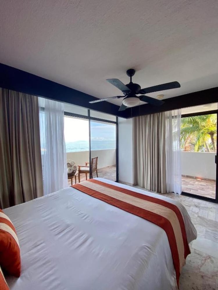 2 Bedroom Suite Oceanfront - Photo 6