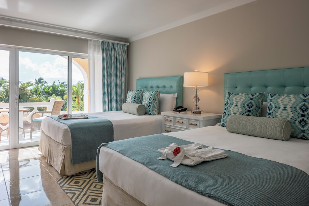 Twin Room, 2 Queen Beds, Garden View
