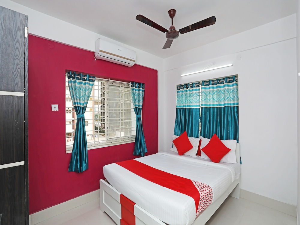 Single Room, 1 Queen Bed
