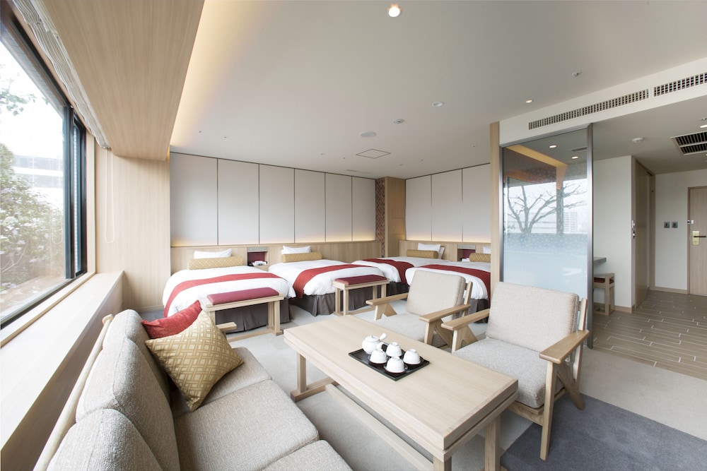 [with Lounge access] Premium Quadruple, Non-smoking  (66sqm, 5F) - Photo 3