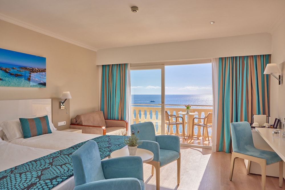 Superior Room, Balcony, Sea View