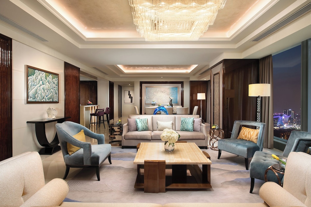 Presidential Suite, 1 Twin Bed