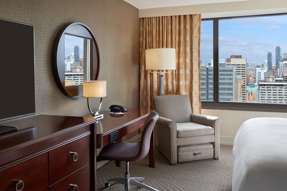 Club Suite, 1 Bedroom - Photo 1