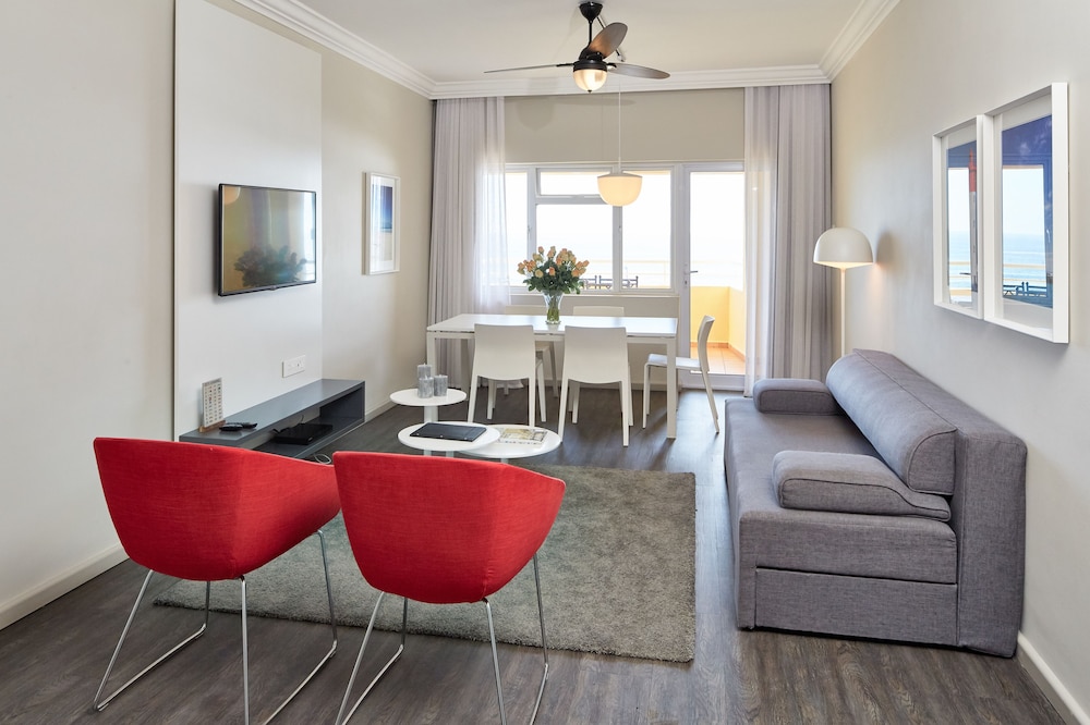 Apartment, 2 Bedrooms, Balcony, Sea View - Photo 7