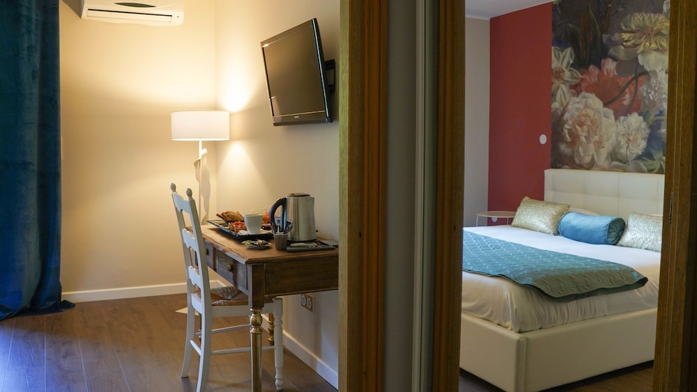Double Room - Photo 4