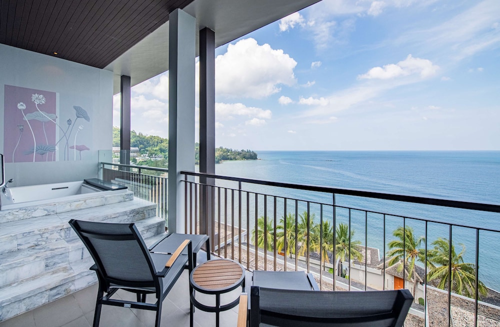 Sea View Grand Suites - Photo 11