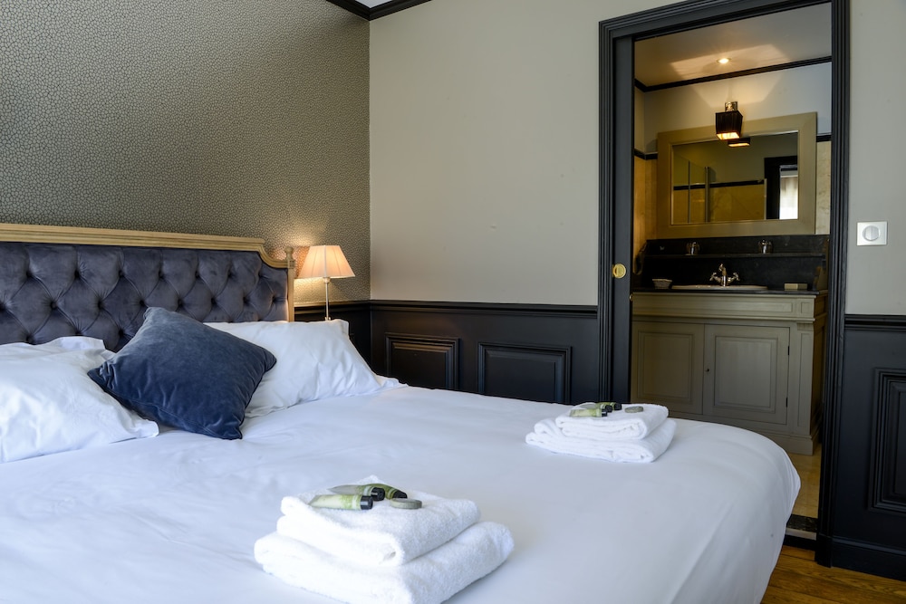 Prestige Suite photo 2
