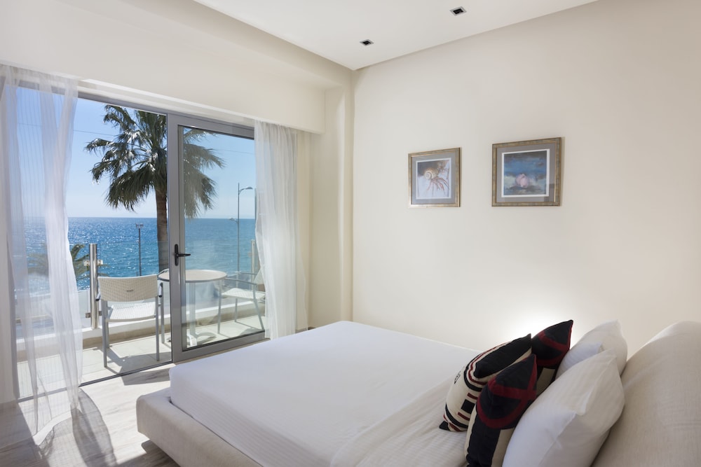 Junior Suite, Sea View - Photo 1