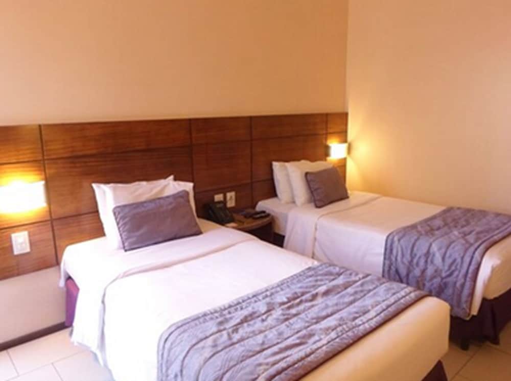 Superior Twin Room photo 3