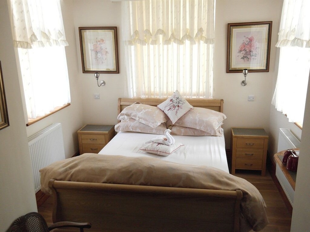Double Room, Hot Tub (Small) photo 2