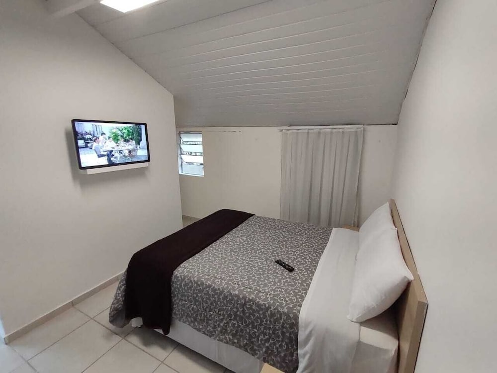 Economy Chalet photo 1