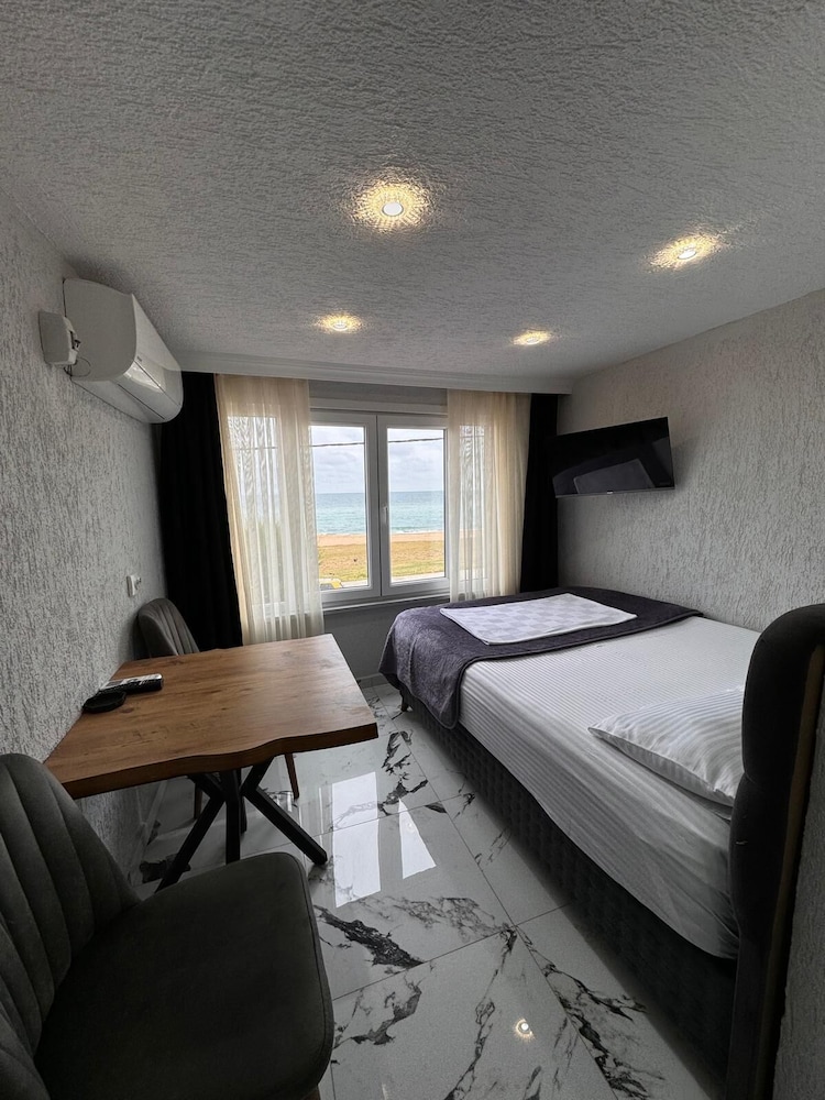 Classic Room - Photo 1