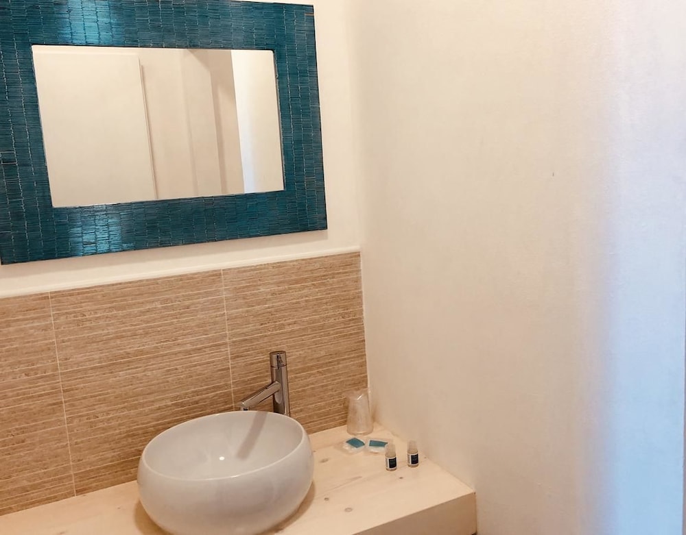 Apartment, 2 Bedrooms, Kitchenette, Ground Floor photo 3