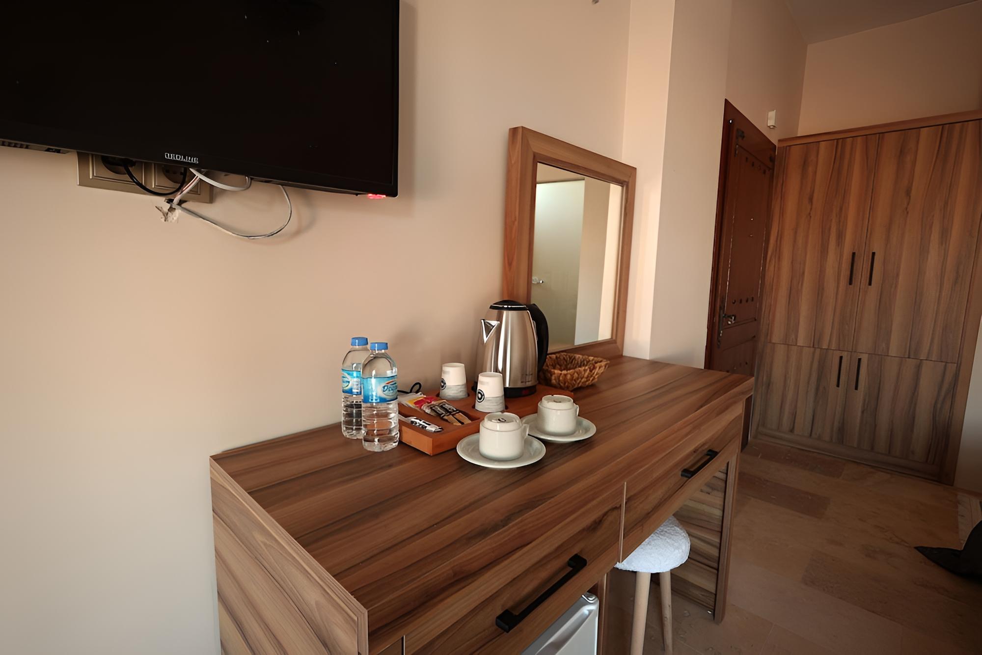 Standard Twin Room photo 3