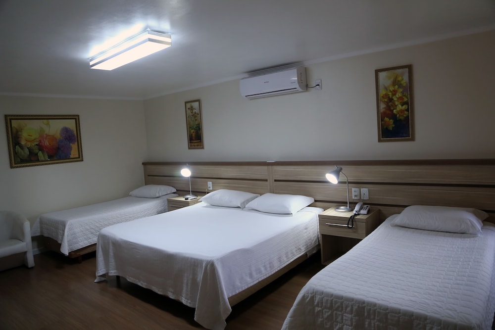 Deluxe Double Or Twin Room photo 3