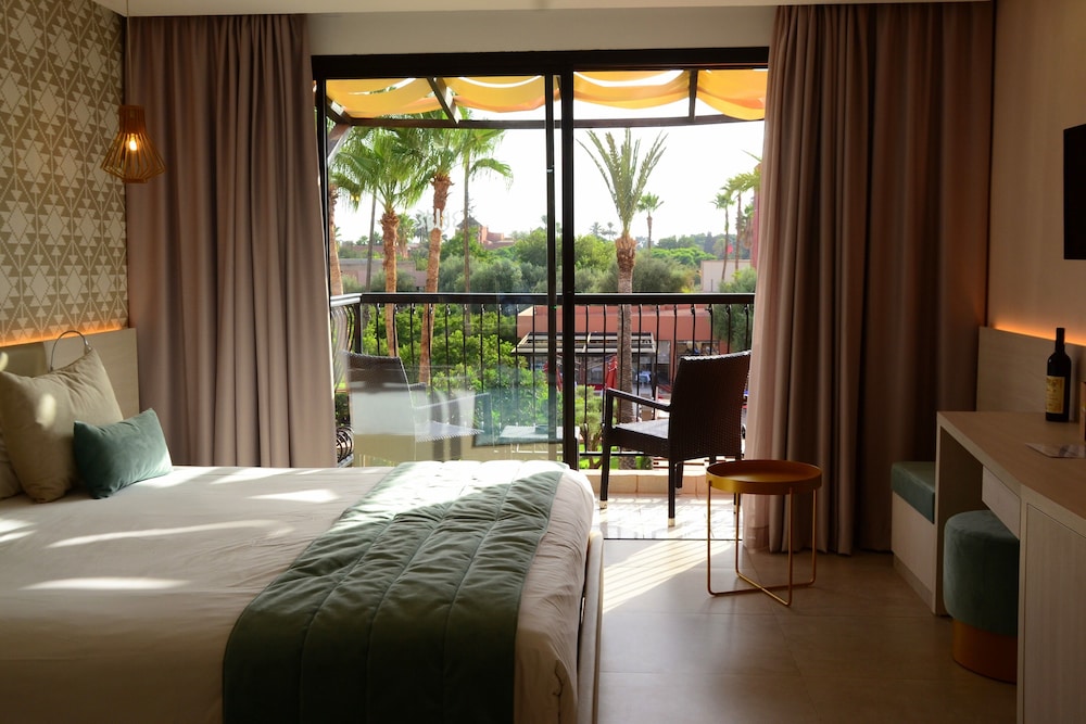 Double Room, Balcony