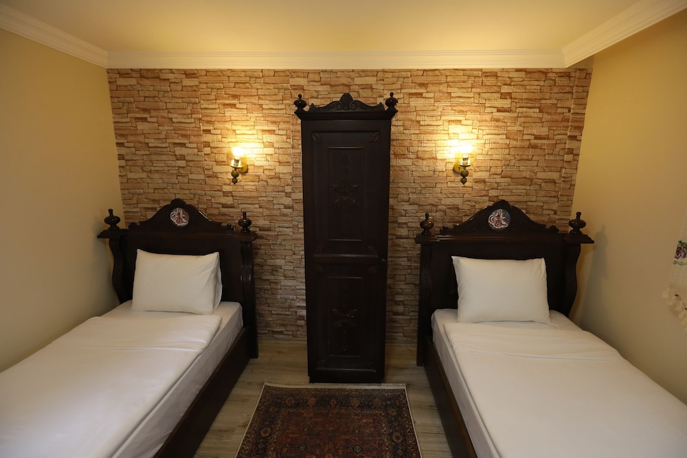 Comfort Twin Room