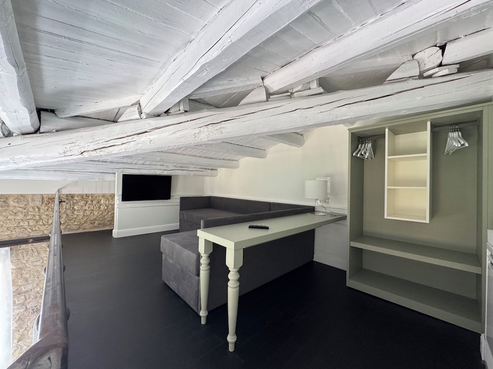 Junior Studio Suite photo 3