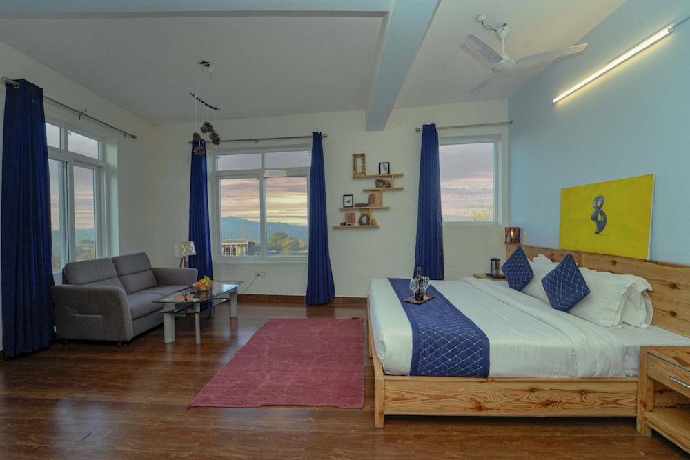 Suite, Mountain View