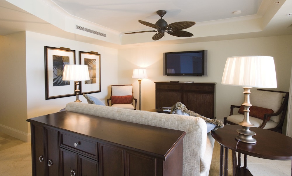 Suite, 2 Bedrooms, Oceanfront - Photo 5