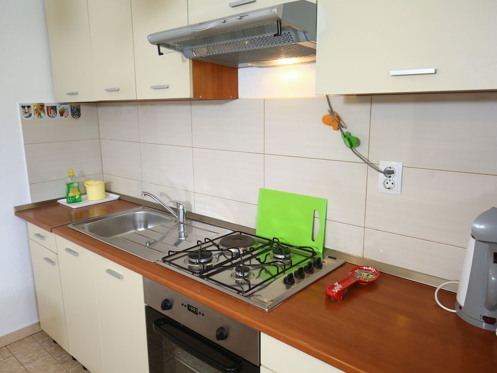 Apartment photo 3