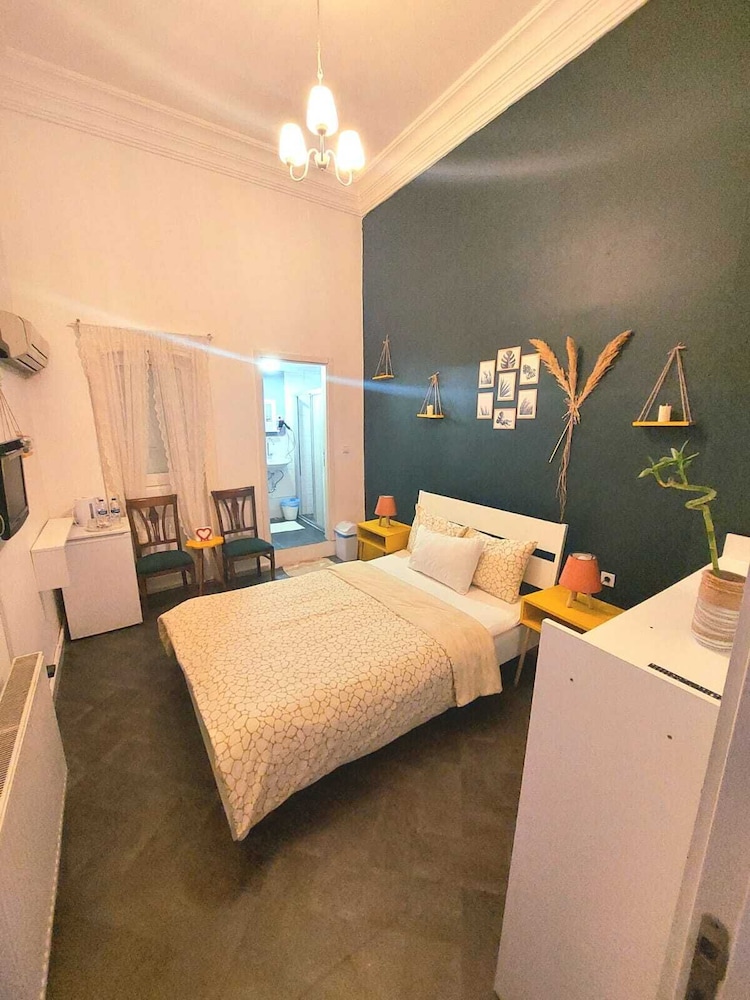 Economy Room photo 1