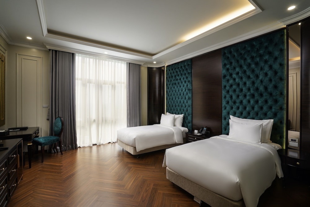 Deluxe Room, 2 Twin Beds, Garden View