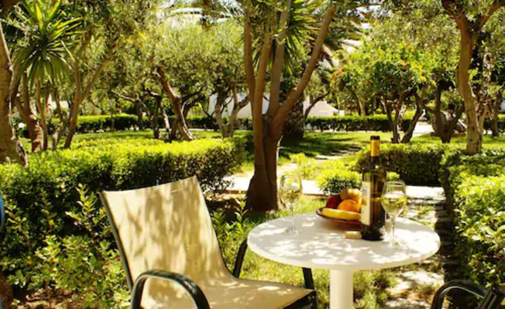 Classic Apartment, 1 Bedroom, Garden View