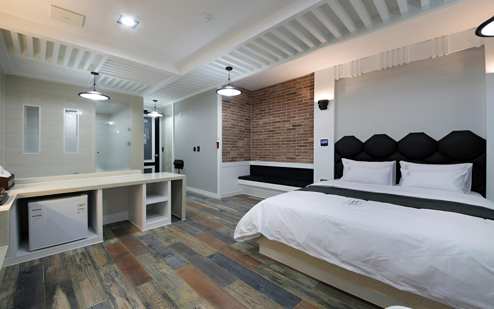 Room (VIP) - Photo 4