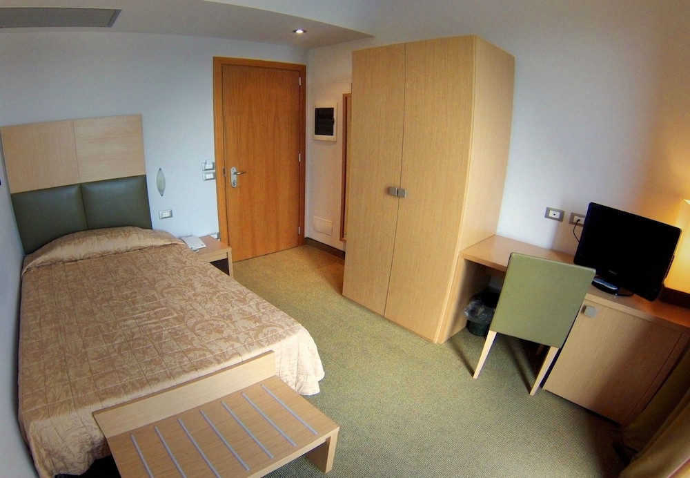 Single Room photo 1