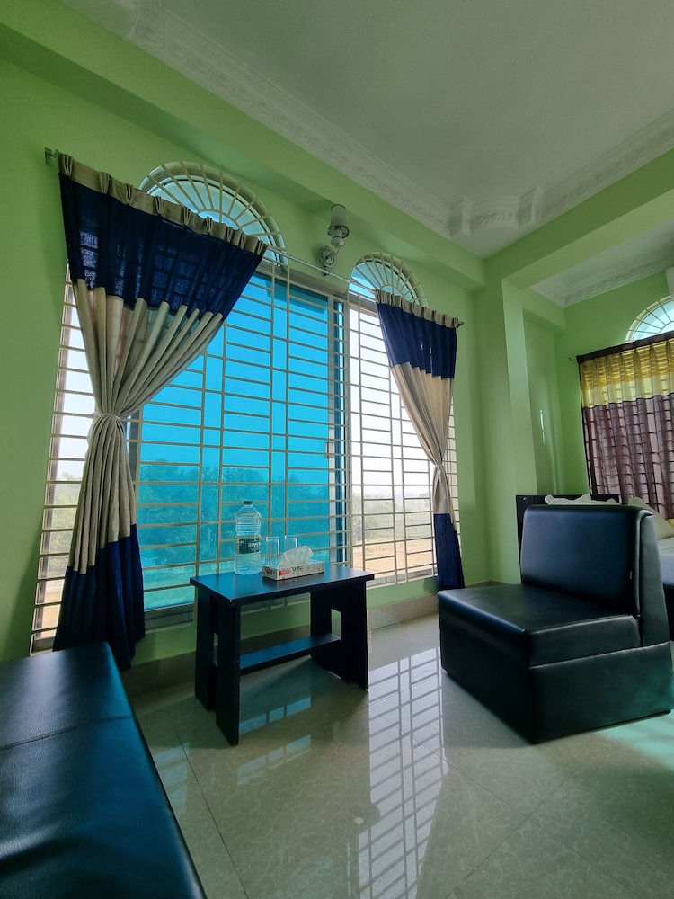 Luxury Quadruple Room photo 2