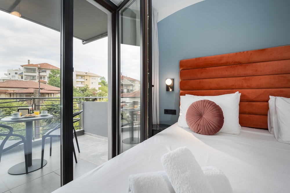 Deluxe Double Room, City View photo 3