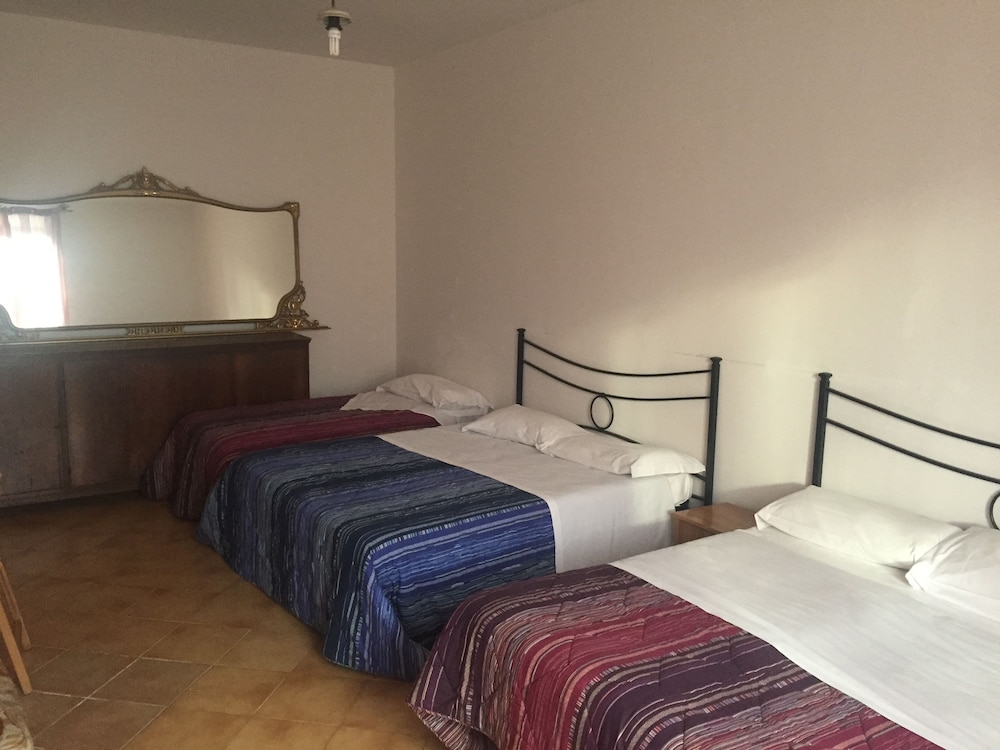 Quadruple Room, Shared Bathroom