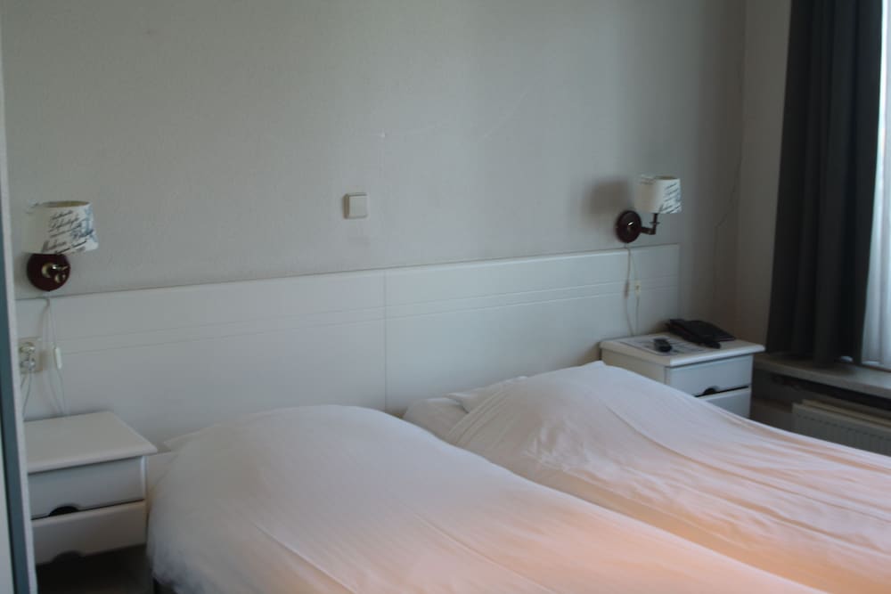 Premium Double or Twin Room, Sea View, Ground Floor