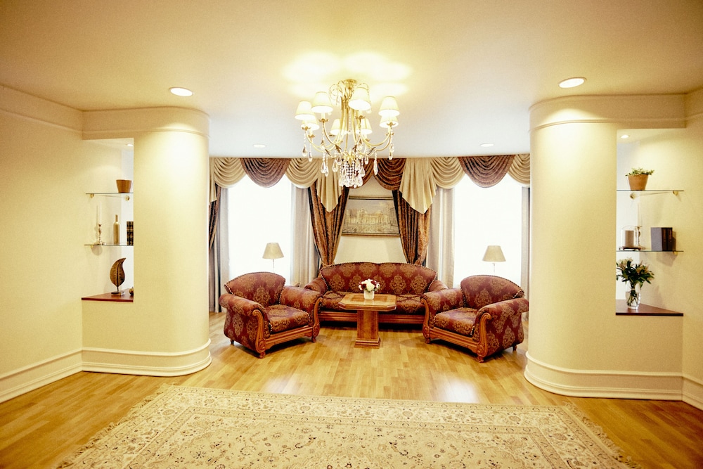 Presidential Suite