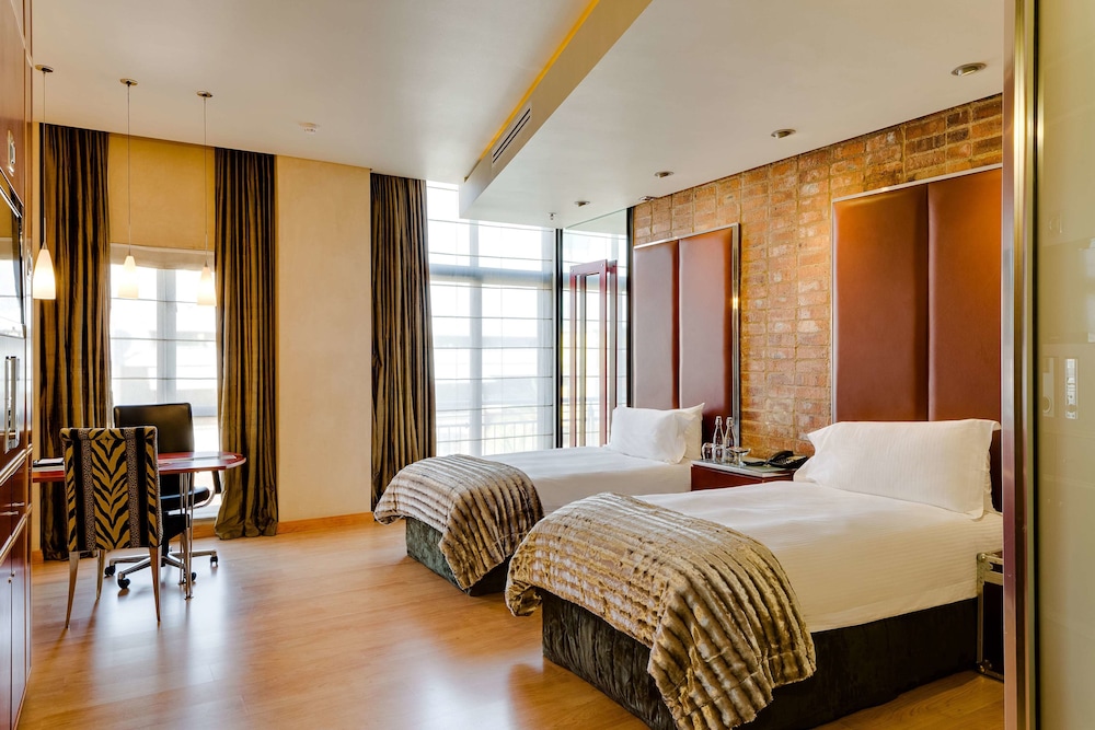 Deluxe Room, 2 Twin Beds - Photo 2