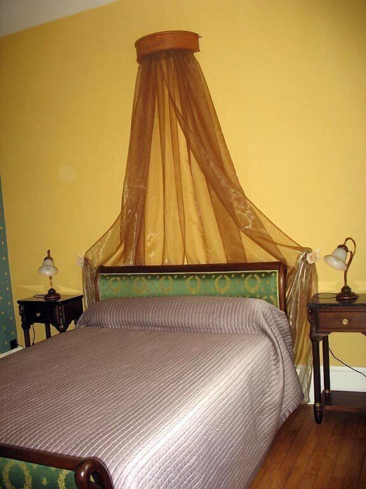 Double Room (Josephine) photo 1