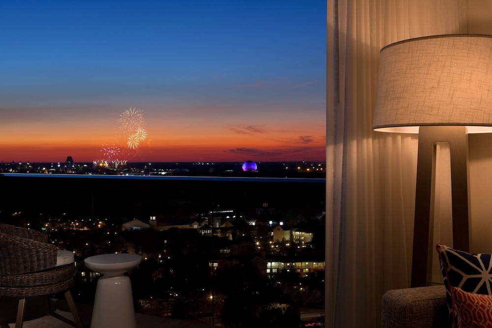 Deluxe Suite, 2 Bedrooms, Tower